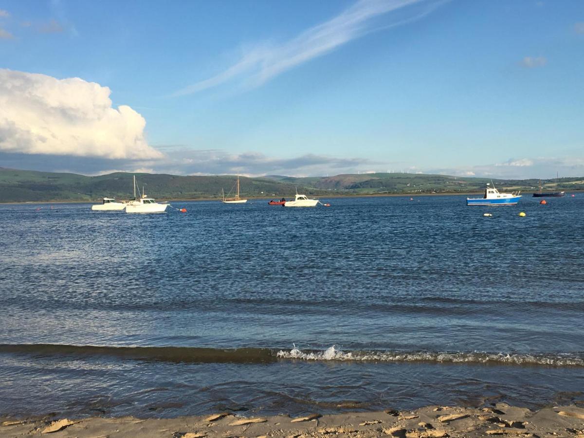 Beautiful Aberdovey Seafront Apartment 2 Aberdyfi Extérieur photo
