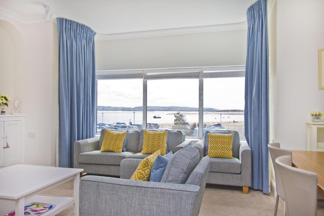 Beautiful Aberdovey Seafront Apartment 2 Aberdyfi Extérieur photo